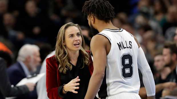 becky-hammon-san-antonio-spurs.jpg